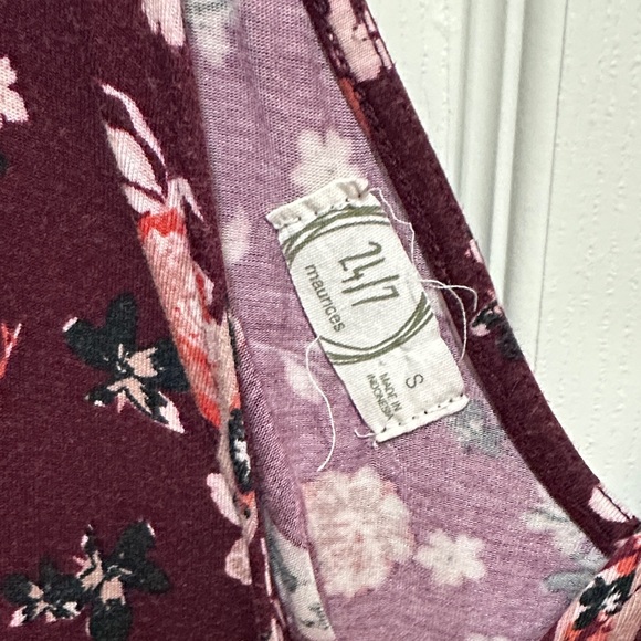 Maurices Burgundy Floral V-Neck Maxi Dress - Picture 2 of 5